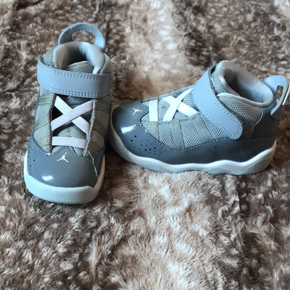 Toddler shoes
